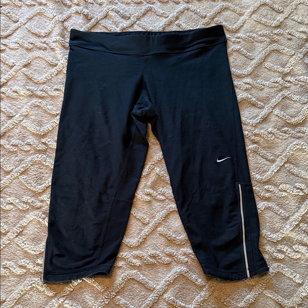 Nike Black Capri Leggings